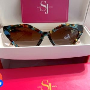 Searching for Sassy Jones “Leah” Sunglasses (Turquoise)